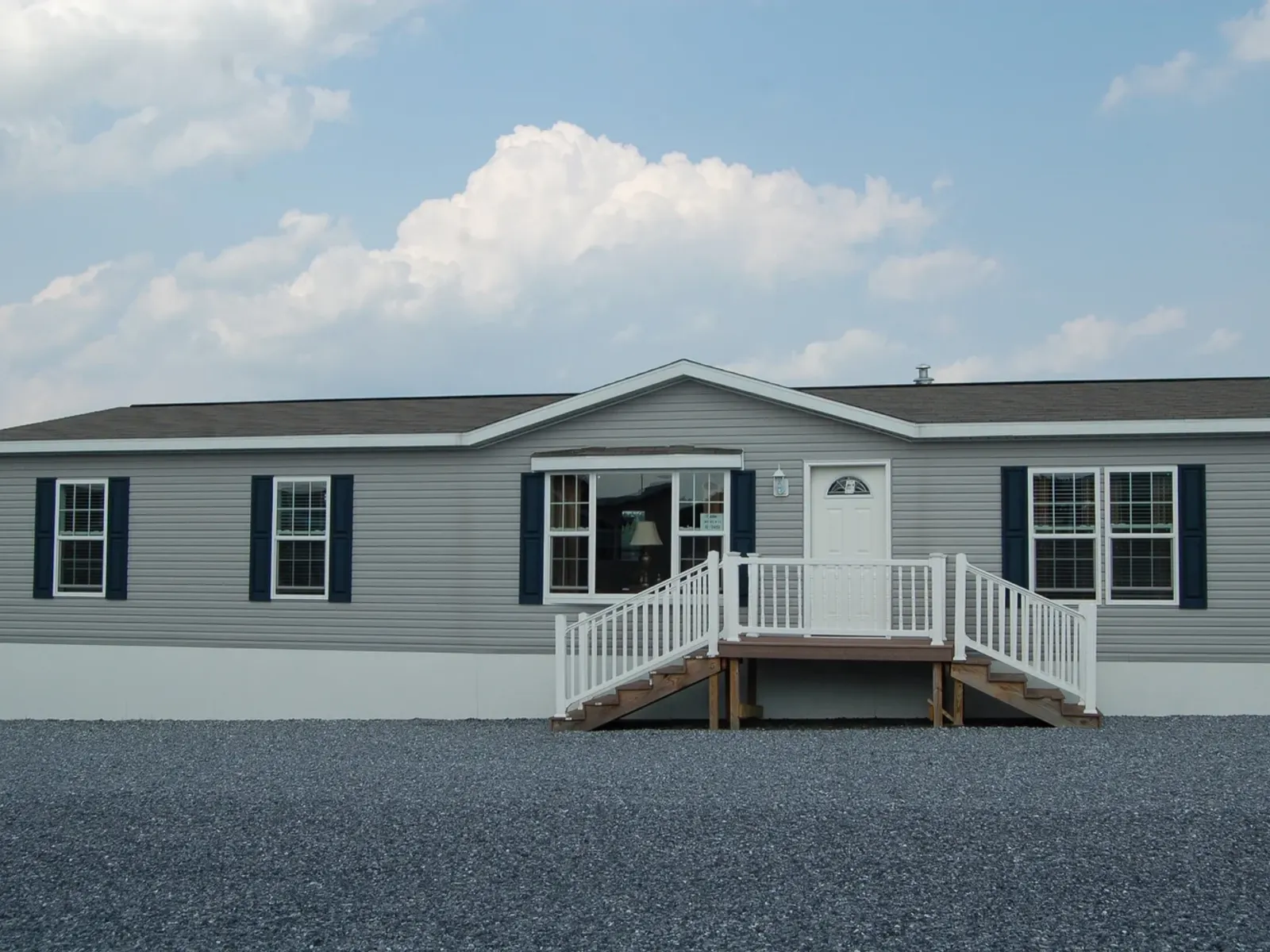 G-3452 — Front elevation