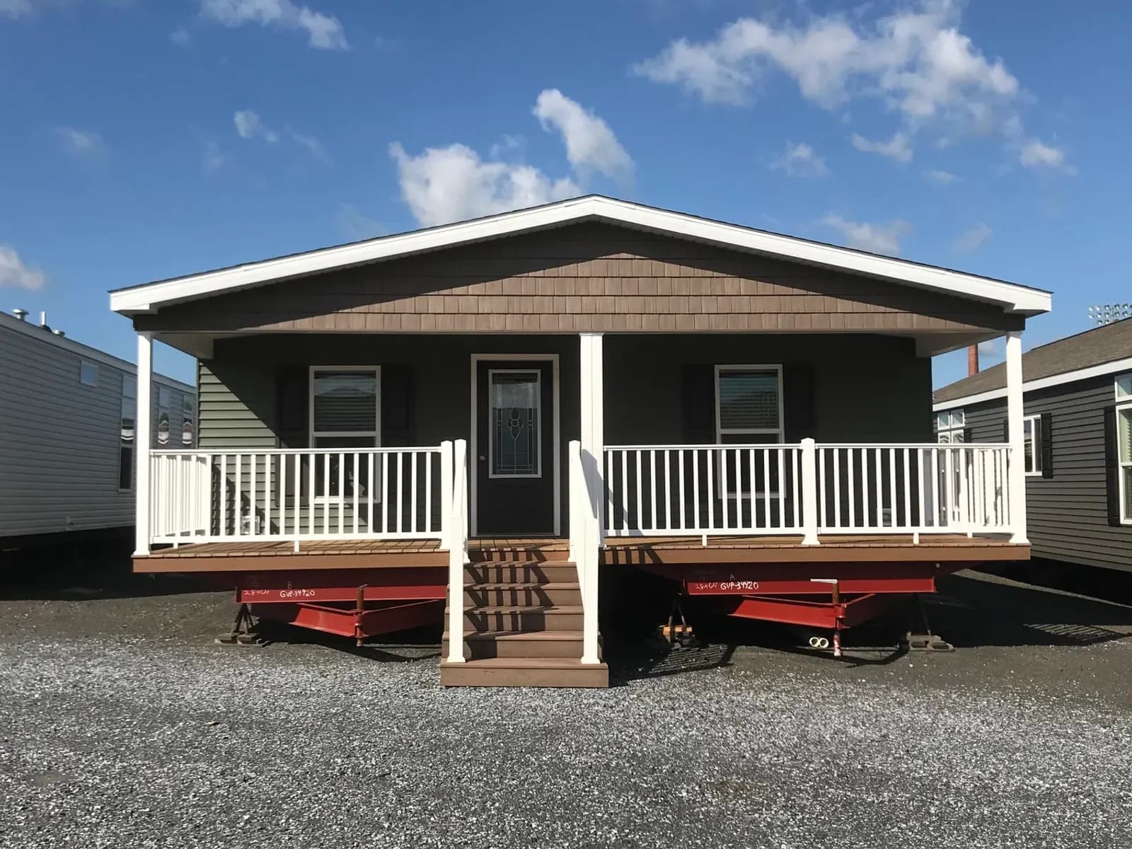 G-3566 — front elevation