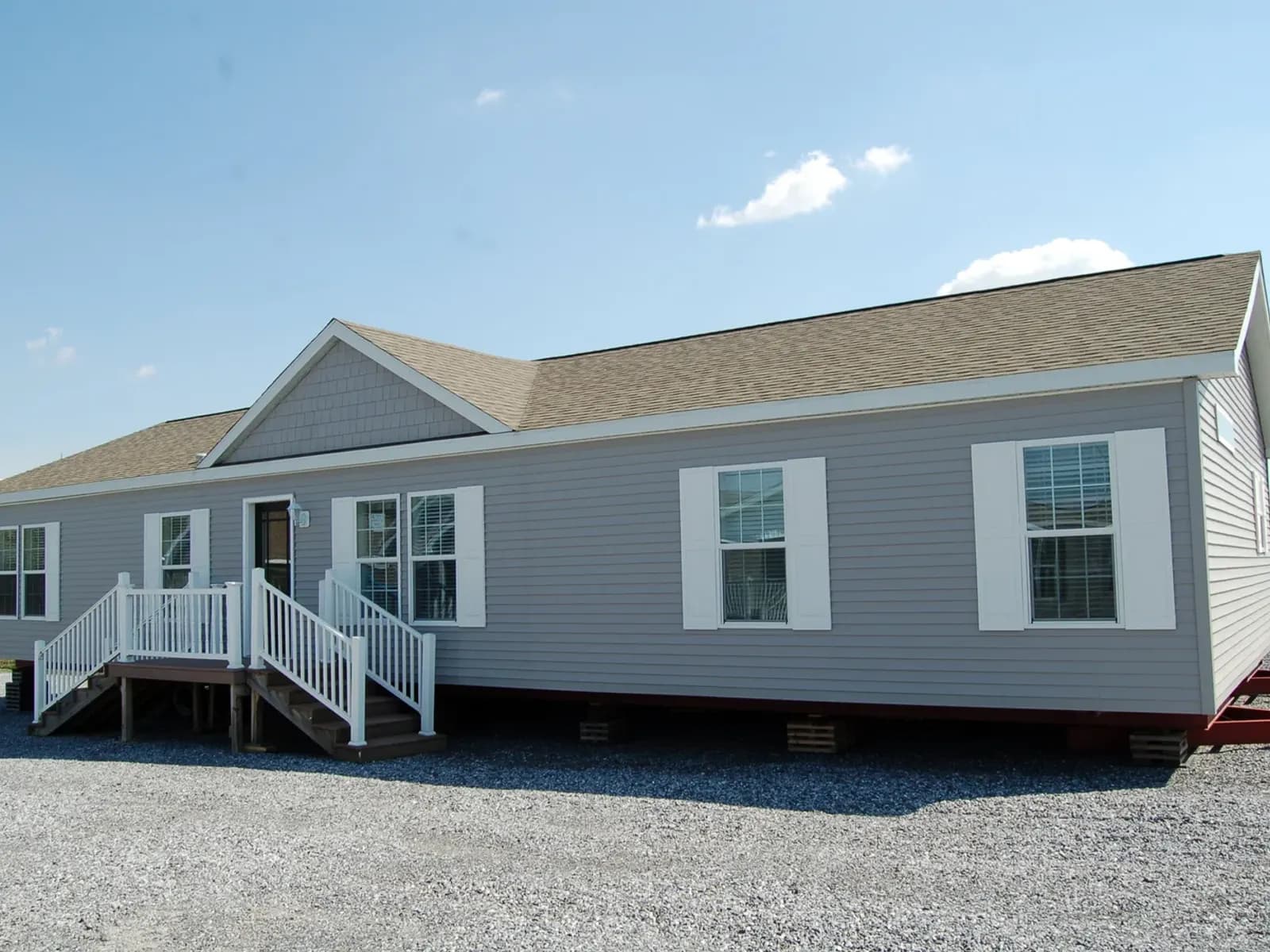 G-3647 — front elevation