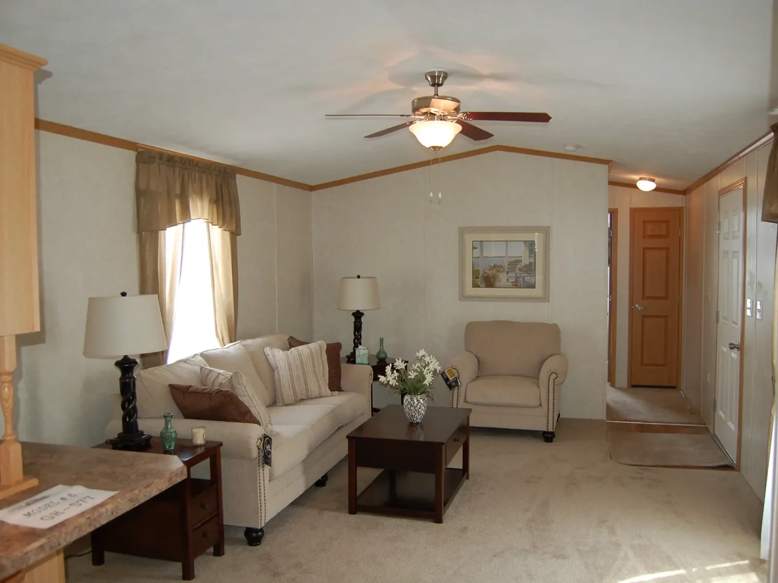 GH-577 — Living room