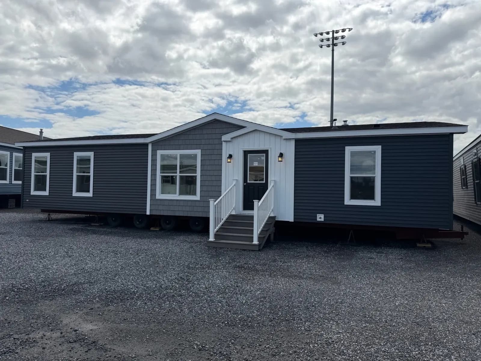 NETR G-3371 — front elevation