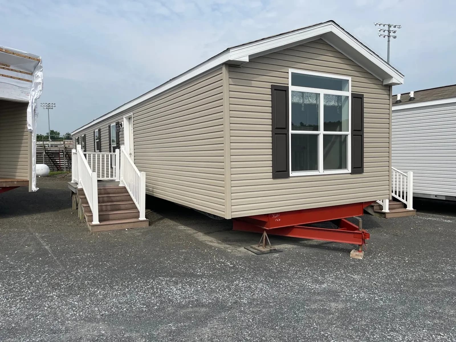 NETR G-618 — Front elevation