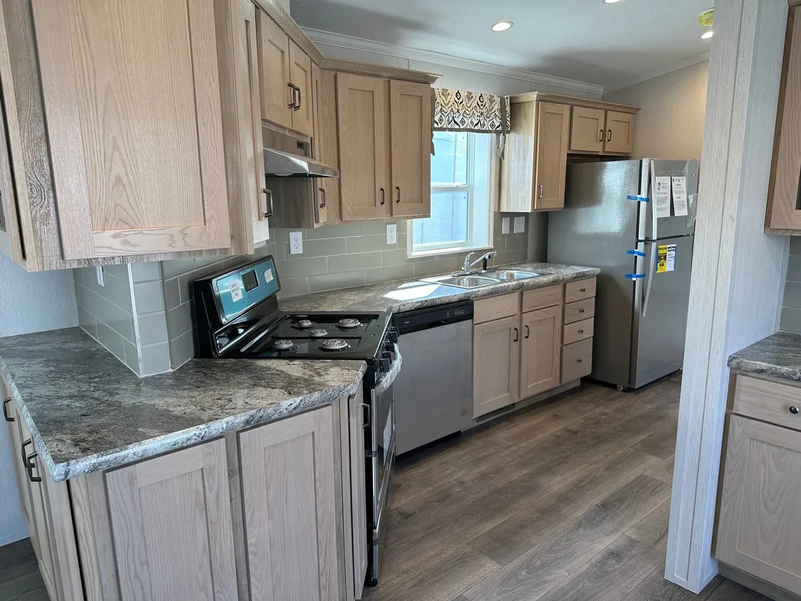 NETR G-624 — Front elevation