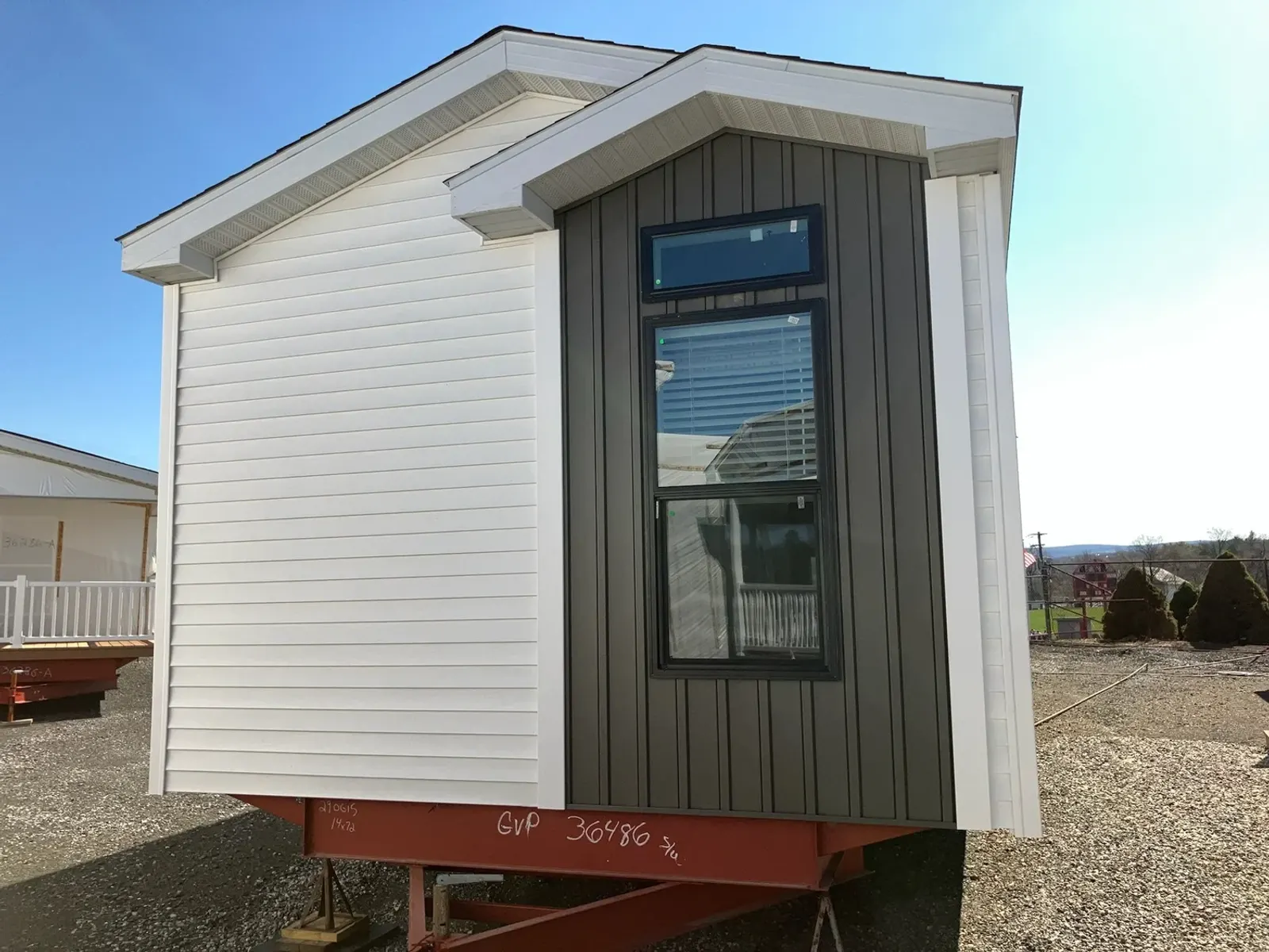 NETR G-652 — front elevation