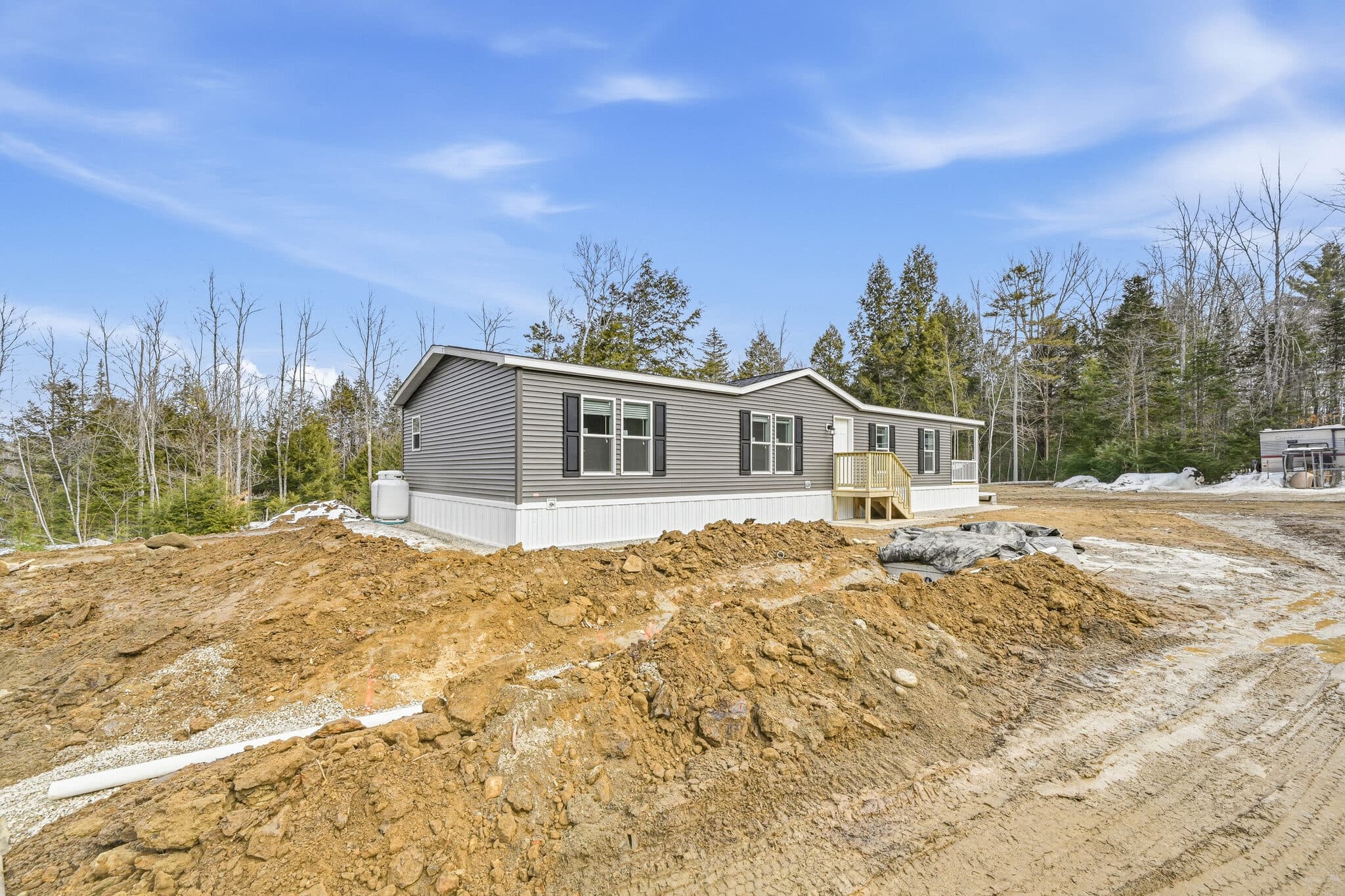 NETR G-3465 with a covered porch