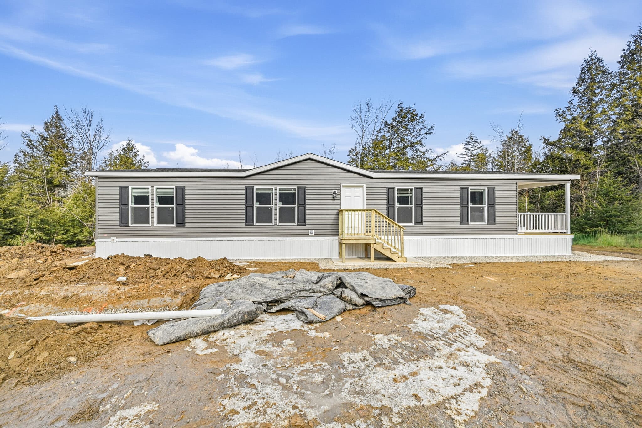 NETR G-3465 with a covered porch